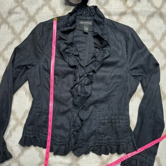 Black cropped linen jacket - Picture 10 of 13